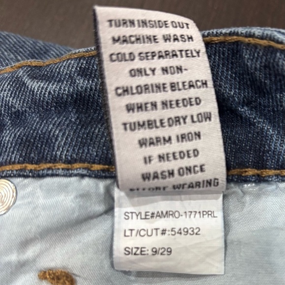 Ashley Mason Pearl Studded Buttonfly Light Wash Denim Blue Jeans Size 9/29 - Picture 15 of 15